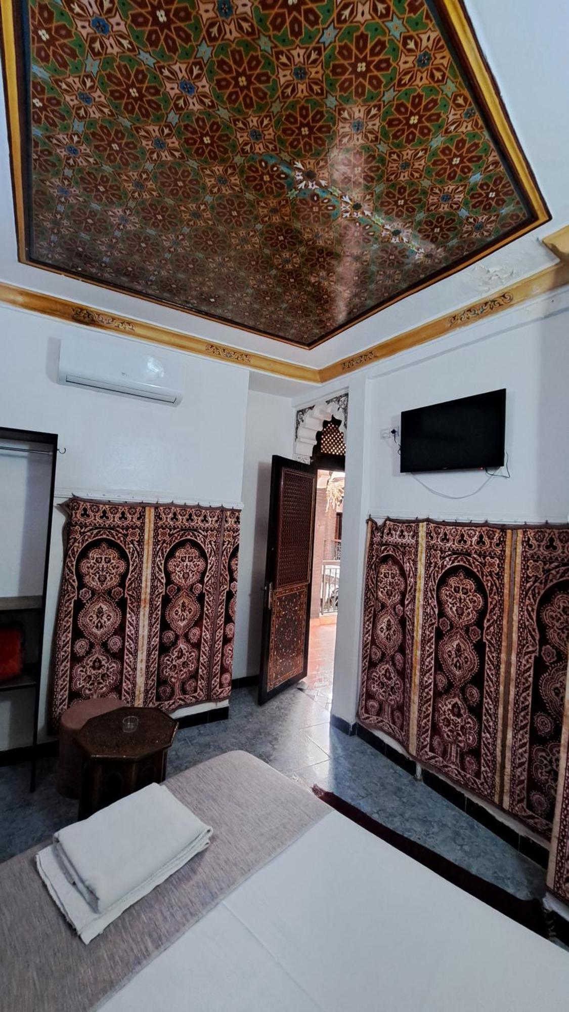 Hotel Riad Fantasia Марракеш Экстерьер фото